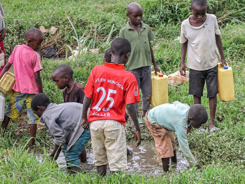 Fondation-Rwamiheto-Gouvernance-Enfants-Point -D-Eau